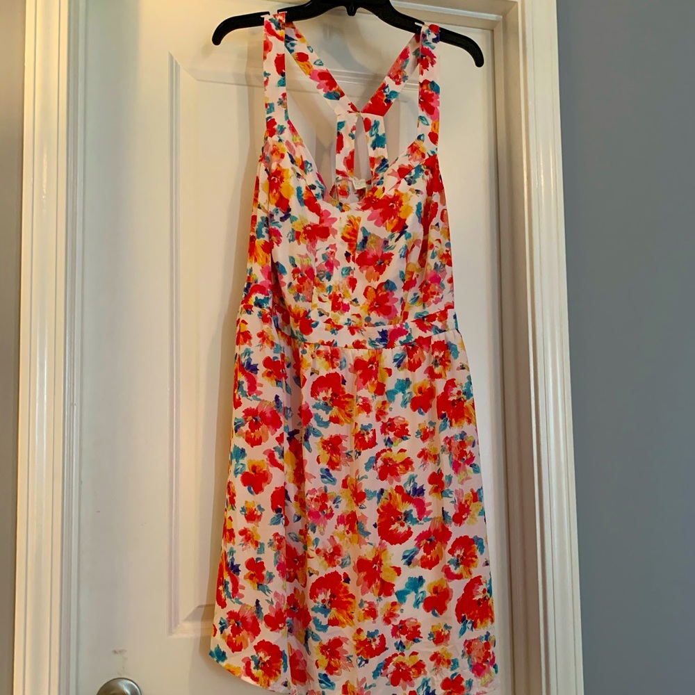 🌺 NWT Forever 21 Floral Sundress 🌺